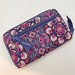 Vera Bradley Magenta Medallion RFID Turnlock Clutch Travel Organizer Blue & Pink